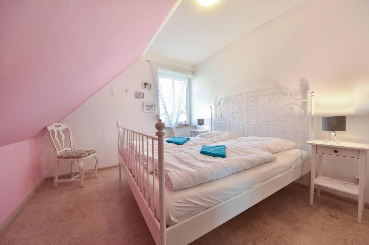 קורסוואנדט Ferienhaus Waldhaus מראה חיצוני תמונה