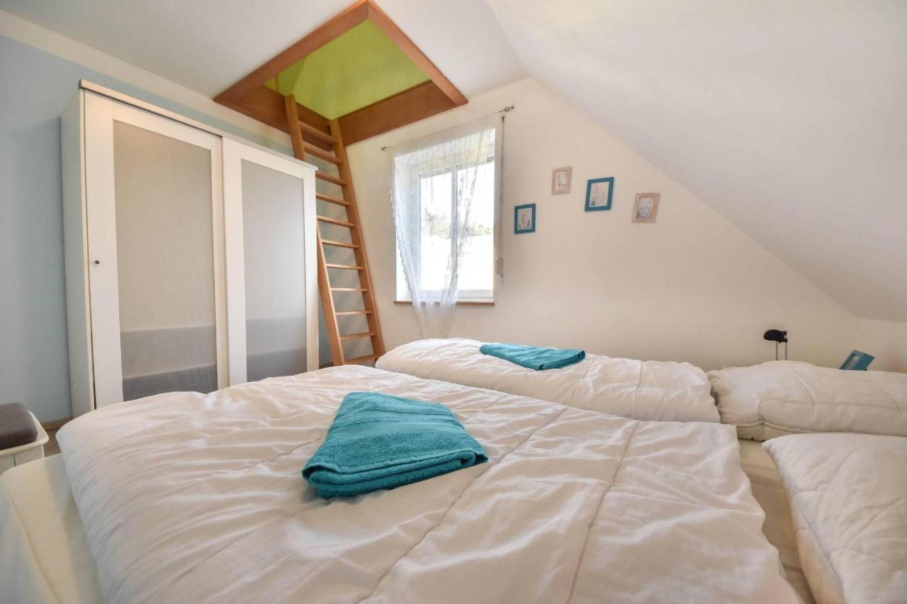 קורסוואנדט Ferienhaus Waldhaus מראה חיצוני תמונה